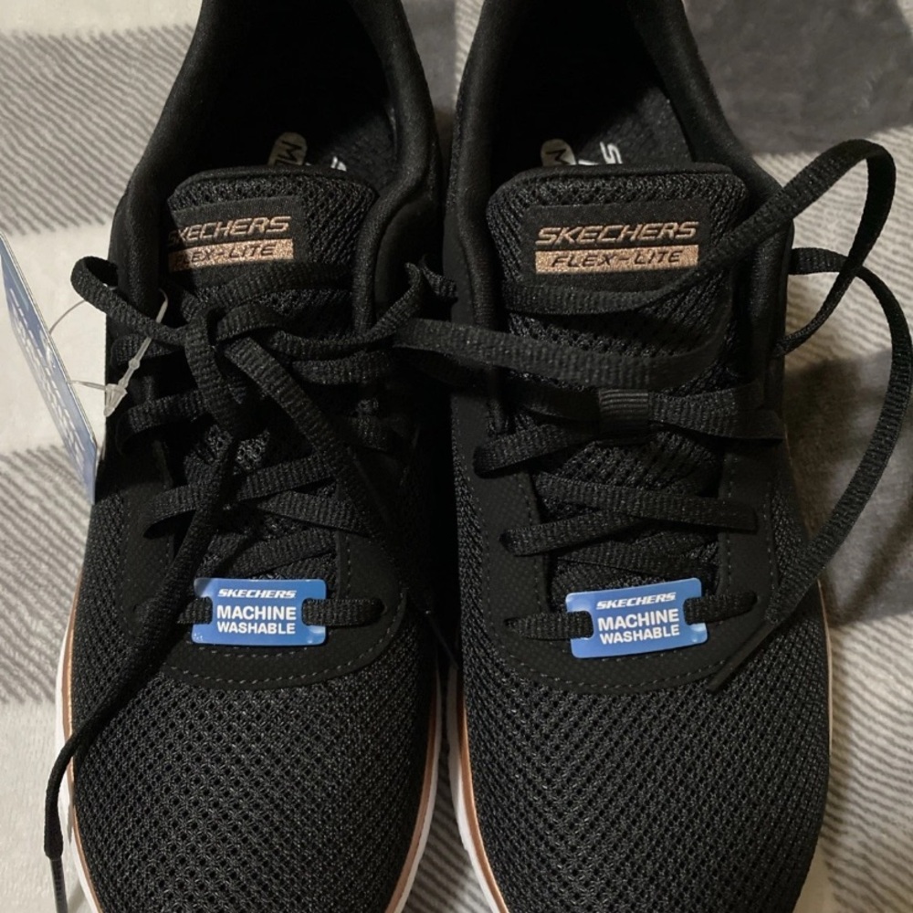 Women’s Skechers Air-Cooled Memory Foam Sneakers- Black, Rose Gold, White NWT